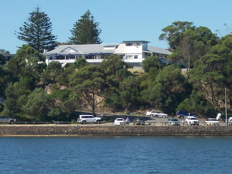 Marlo Hotel - Accommodation Bookings 0