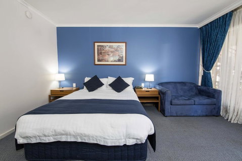 MAS Country Riverboat Lodge Motor Inn - Accommodation Bookings 0