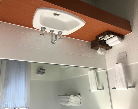 Matador Motor Inn - Accommodation Bookings 3