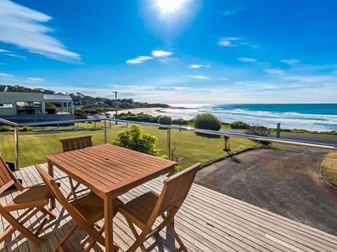 MAVI BEACH HOUSE - Beachfront, Wifi, Views - Accommodation Bookings 0