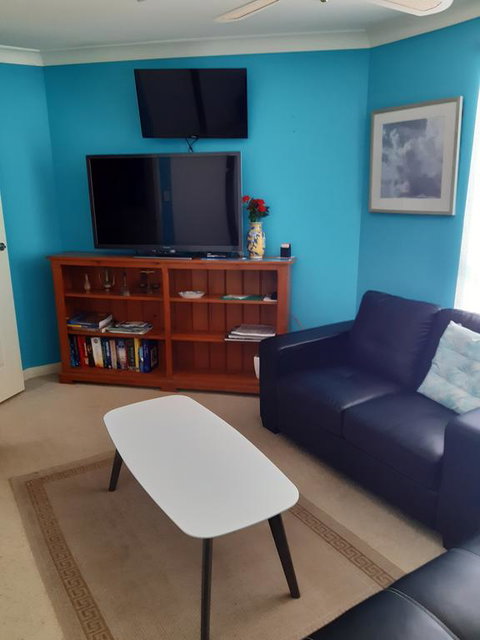 Maxs Beachside Villa - Accommodation Bookings 3