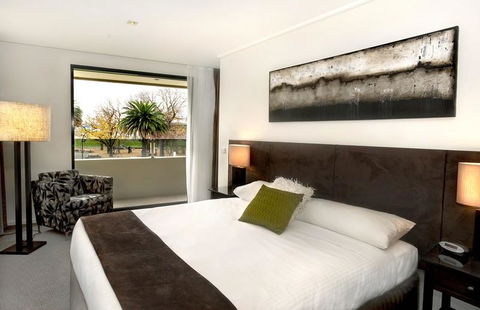 May Park Executive Apartments - Accommodation Bookings 3