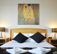 Meadowbrook Hotel Brisbane - Accommodation Bookings