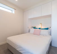Melbourne CBD 1 Bedroom SkylineLa Trobe Tower