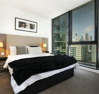Melbourne CBD 2Bdrm2Bth AptFree ParkGymPool Close to Southern Cross Station