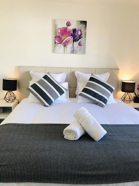 Melbourne Inner City Short Stay Near Flemington Racecourse Free Wifi And Netflix - Accommodation Bookings 3