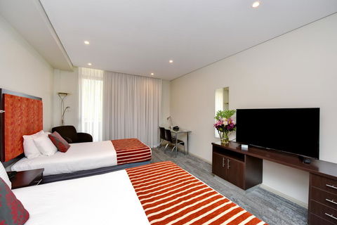 Mercure Centro Port Macquarie - Accommodation Bookings 1