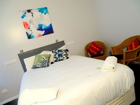 Mercury Motor Inn - Accommodation Bookings 2