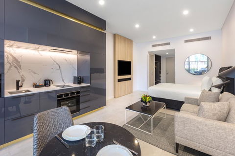 Meriton Suites Broadbeach - Accommodation Bookings 2