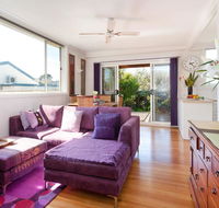 METRES TO THE BEACH - MORNINGTON