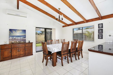 Michael Street 39, Golden Beach - Accommodation Bookings 1