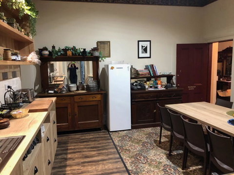 Mickey Bourke's Koroit Hotel - Accommodation Bookings 1