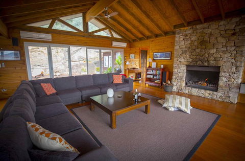 Milbrodale Lodge - Accommodation Bookings 3