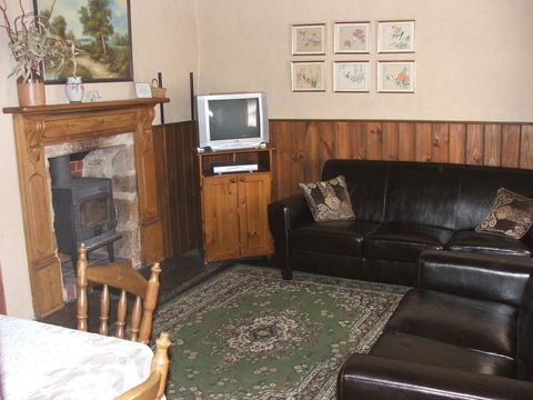 Mintaro Hideaway - Accommodation Bookings 3