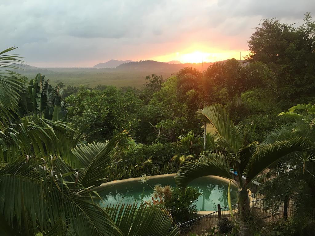 Carmoo QLD Accommodation Bookings