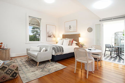 Modern And Cosy Inner West Apartment - Accommodation Bookings 0