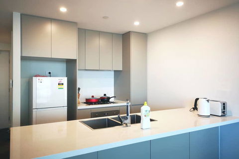 Modern Apartment+office W Parking @ Olympic Park - Accommodation Bookings 0