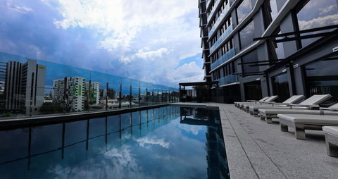Modern Designers Pad In The Heart Of Brisbane - Accommodation Bookings 1
