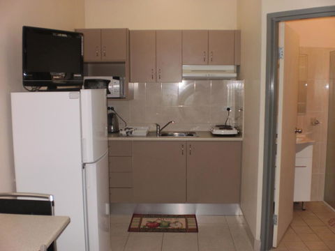 Molika Springs Motel - Accommodation Bookings 2