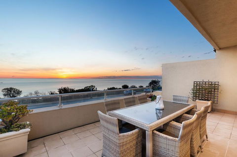 Mornington - Esplanade Escape - Accommodation Bookings 0