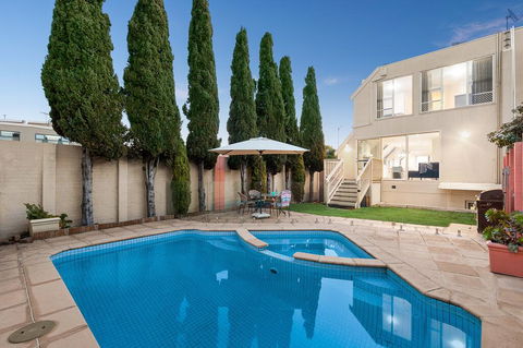 Mornington - Esplanade Escape - Accommodation Bookings 1