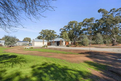 Moss's Place - Accommodation Bookings 1