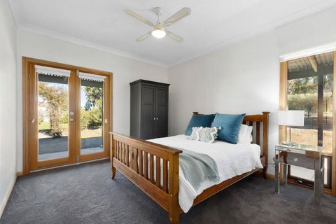 Moss's Place - Accommodation Bookings 2