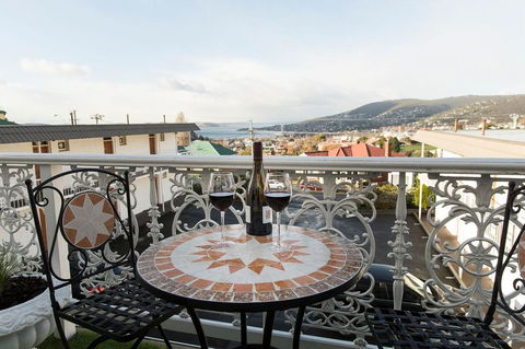 Motel Mayfair On Cavell - Accommodation Bookings 3