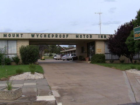 Mount Wycheproof Motor Inn - Accommodation Bookings 3