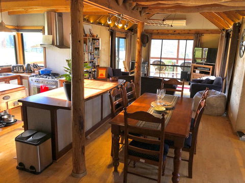 Mountain Grass Lodge (2 Bedroom) - Accommodation Bookings 1
