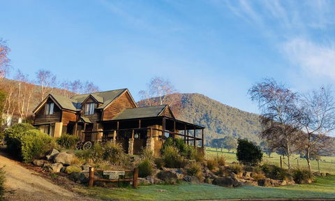 Mountain Grass Lodge (2 Bedroom) - Accommodation Bookings 0