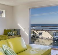 Moyan - Standing tall at the edge of the Indian Ocean - Accommodation Bookings