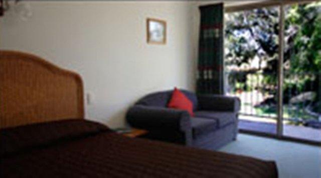 Warnung QLD Accommodation Bookings