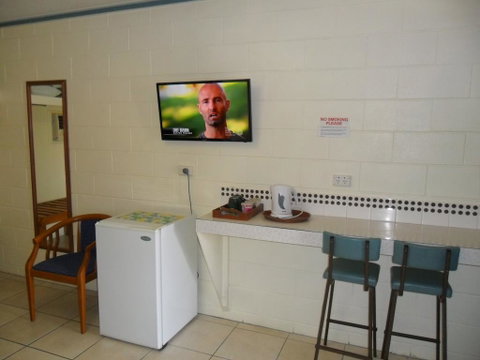 Nanango Antler Motel - Accommodation Bookings 3