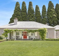 Nattai Lodge - house  cottage in beautiful garden - Accommodation Bookings