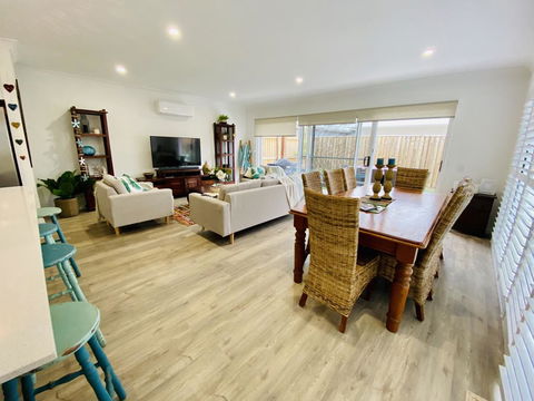 Nautilus Beach House #2 With Pool - Kingscliff - Accommodation Bookings 3