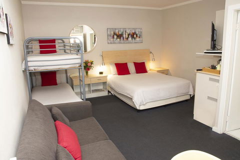 Nebula Motel - Accommodation Bookings 2