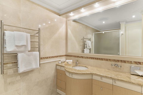 The Peninsula Riverside Serviced Apartments - Accommodation Bookings 2