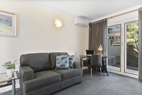 The Peninsula Riverside Serviced Apartments - Accommodation Bookings 1