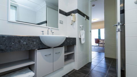Dowler Apartments Subiaco - Accommodation Bookings 29