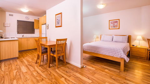 Dowler Apartments Subiaco - Accommodation Bookings 6