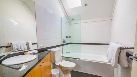 Dowler Apartments Subiaco - Accommodation Bookings 11