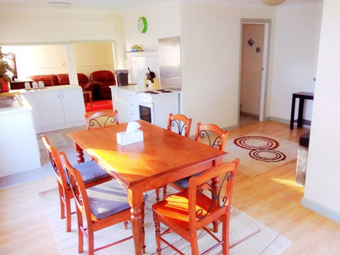 Forrest St Apartments - Accommodation Bookings 7