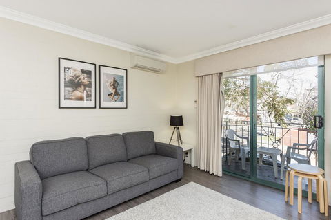 Subiaco Village 30 - Accommodation Bookings 1