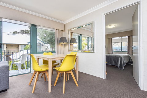 Subiaco Village 20 - Accommodation Bookings 3