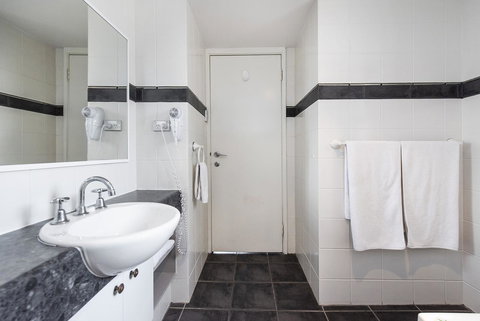 Subiaco Village 20 - Accommodation Bookings 14