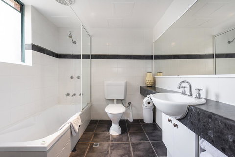 Subiaco Village 20 - Accommodation Bookings 15