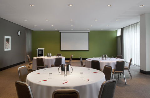 Adina Apartment Hotel Perth - Accommodation Bookings 10