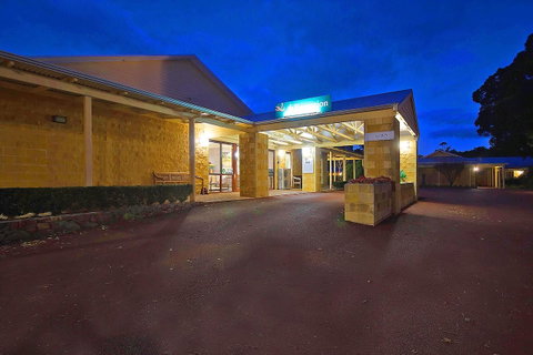 Stay Margaret River - Accommodation Bookings 32
