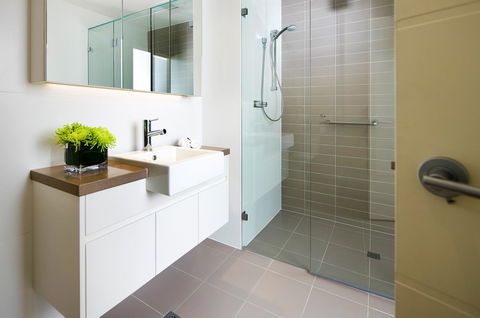 Claremont Quarter Luxury Apartment - Accommodation Bookings 9